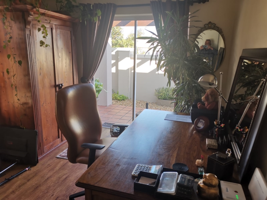 To Let 3 Bedroom Property for Rent in Fernwood Western Cape